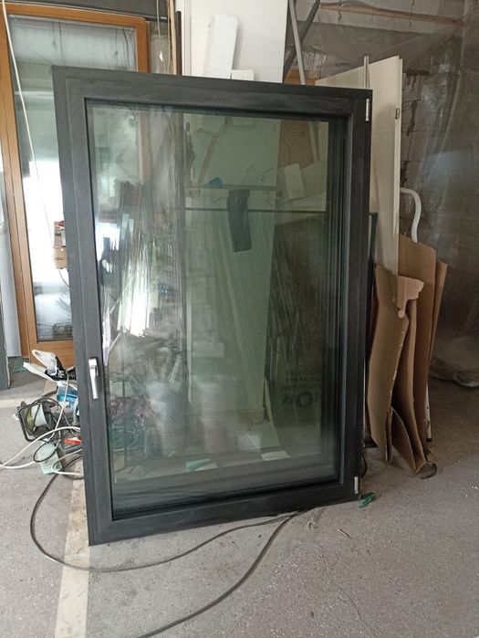 Vand tamplarie Pvc Premium cu geam tripan