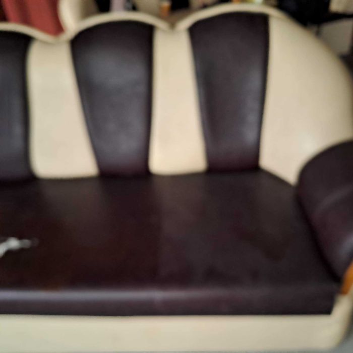 Кожен ъглов диван