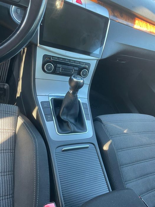 VOLKSWAGEN Passat CC 2010 — imagine 3