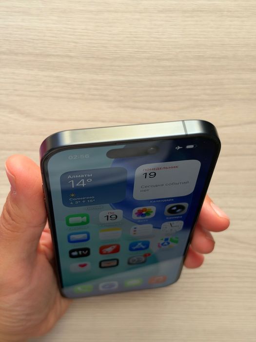 Продам iPhone 15 pro 256гб
