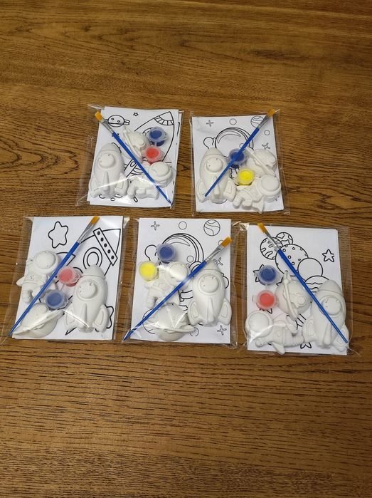 Комплект космос за оцветяване