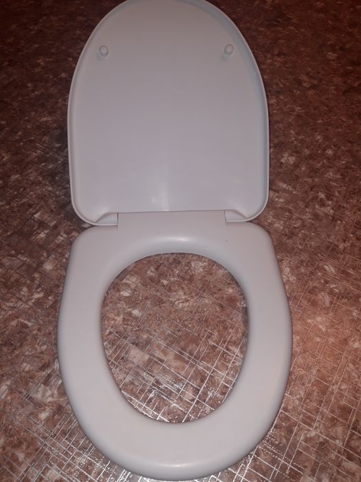 Унитаздын какпагын сатамын. Санита