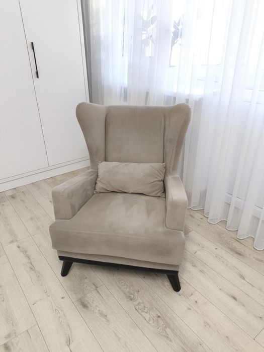 Продам кресло в хорошем состоянии