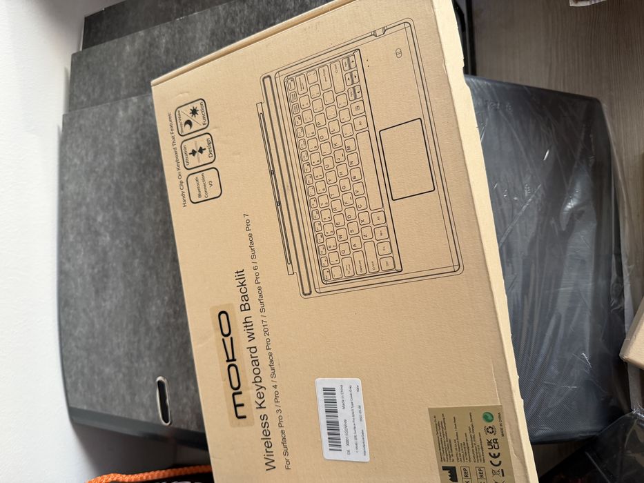 Huse cu tastaturi pentru tablete!