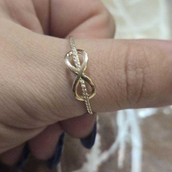 Дамски златен пръстен 14к нов