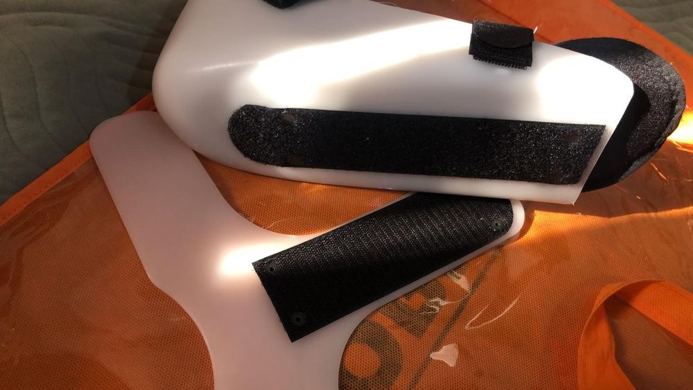 Ортез голеностопный,гипс.