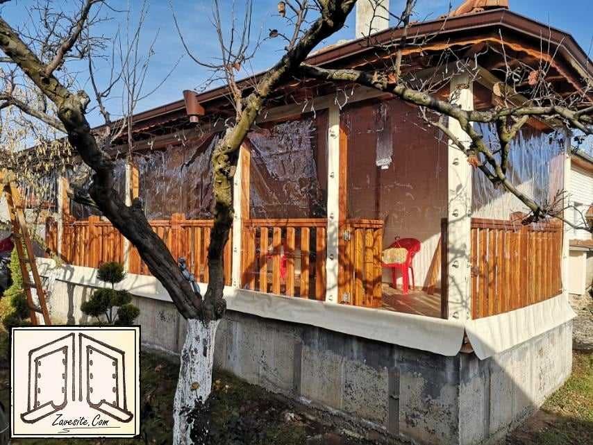 Ветроупорни завеси, Дървени навеси сенници