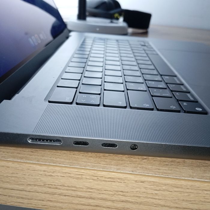Apple Mac M1 Pro