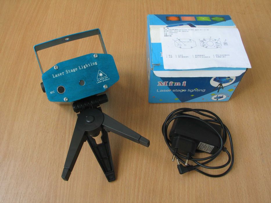 Mini laser proiector