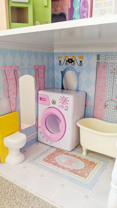 Căsuță mare lemn pentru păpuși + accesorii