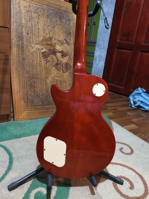 Blitz by Aria Pro II Les Paul Leopard
