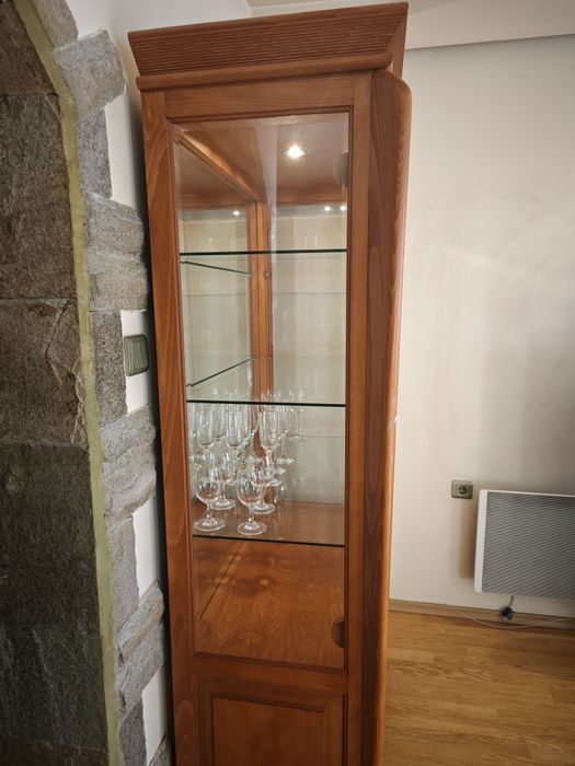 Масивен бюфет/ секция/ шкаф