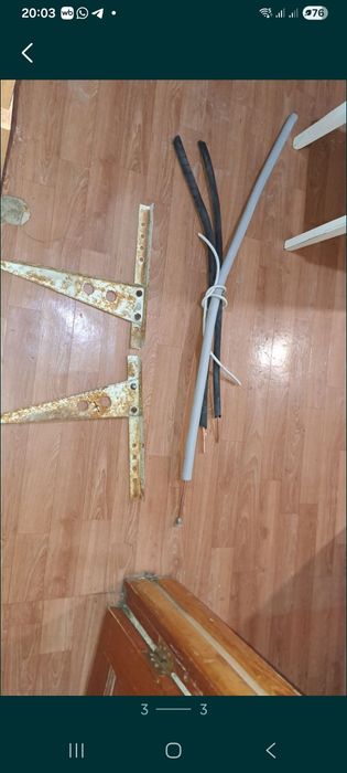 Отдам  2 кронштейн (кондиц.), медные трубки