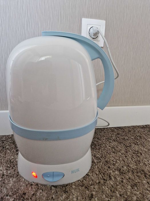 Стерилизатор+уред за задушаване NUK