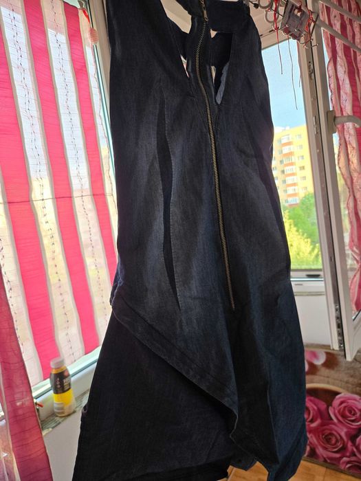 Продавам дамски рокли