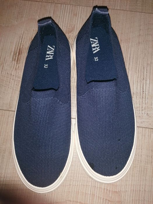 Обувки за момче на Zara
