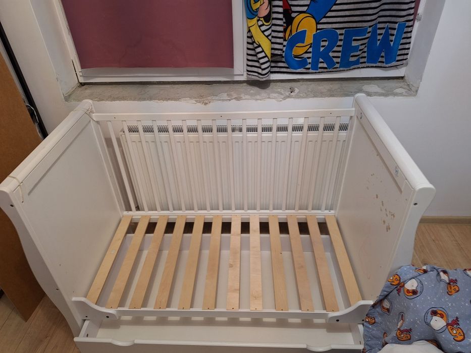 Vând pătuț pentru copii