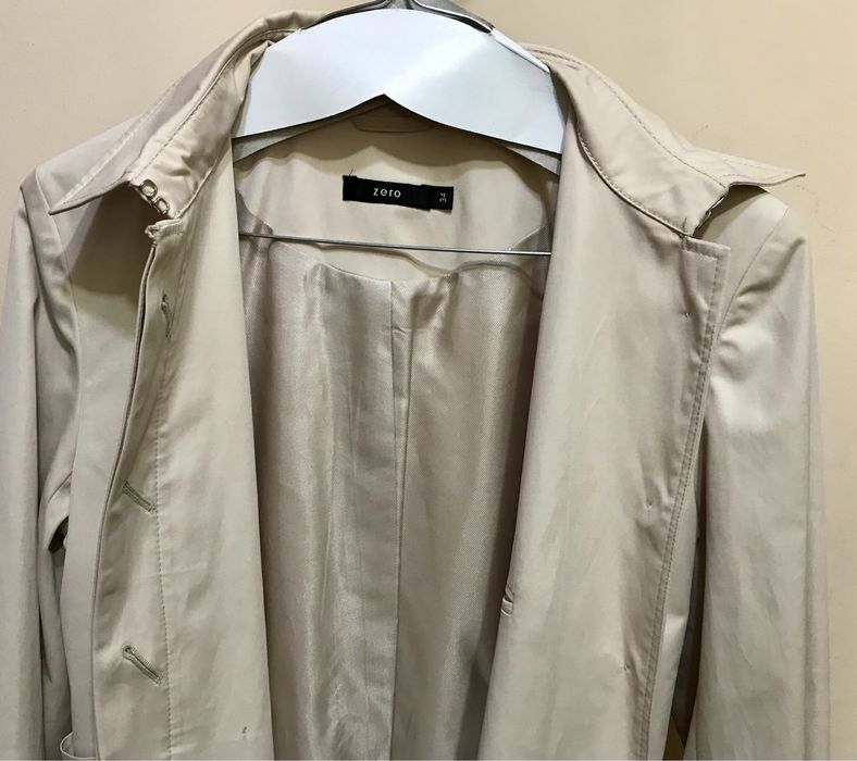 Trench Zero, marimea XS/S, nou