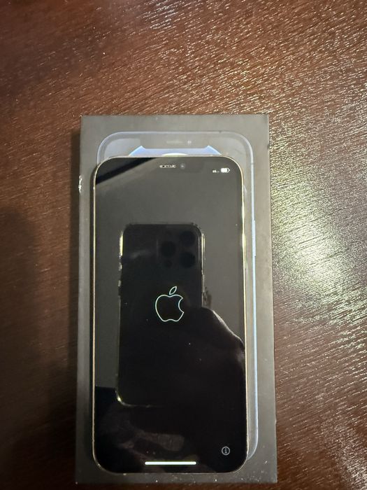 Vand iPhone 12 pro - 256gb - gold