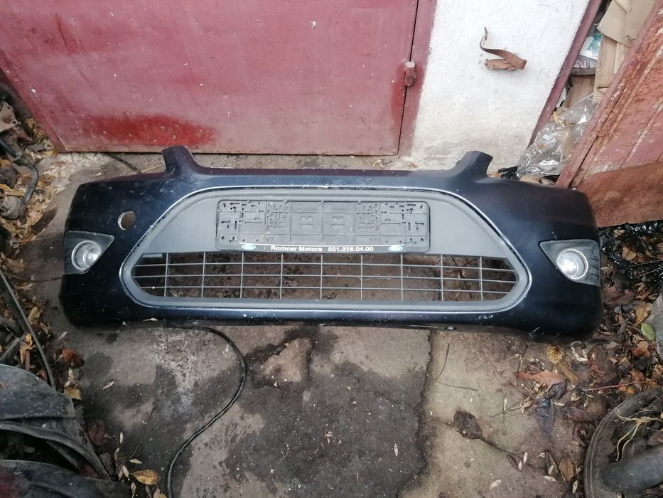 Bara fata capota trager usa Ford Focus 2, facelift