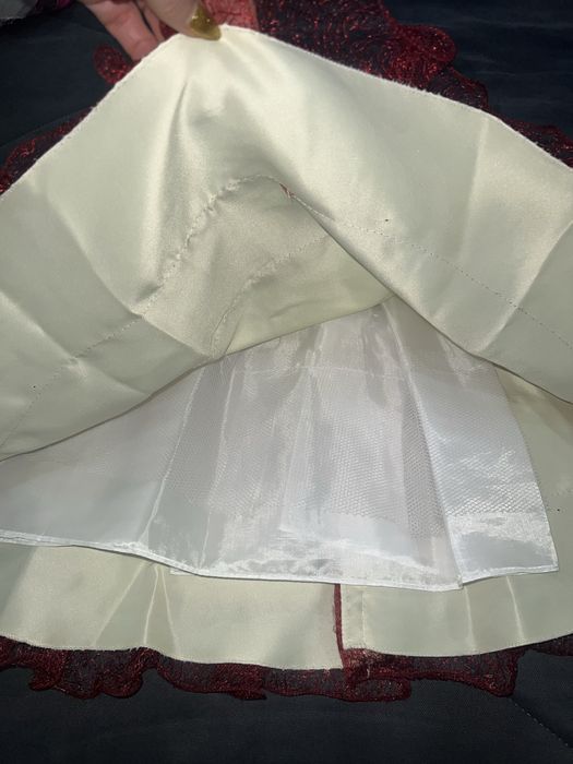 Платье на девочку 5-6 лет