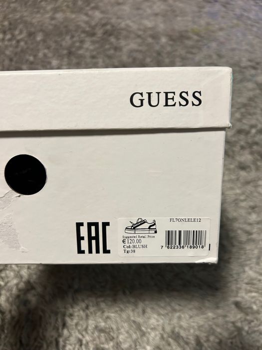 Дамски обувки guess