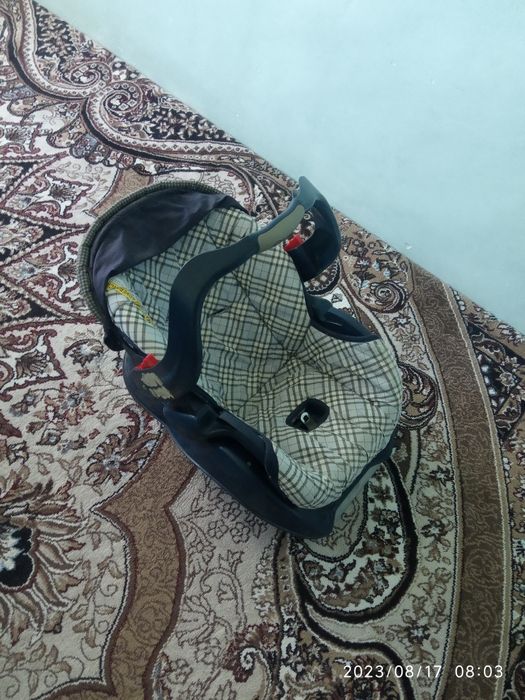 Bolalar kreslosi moshin u.n