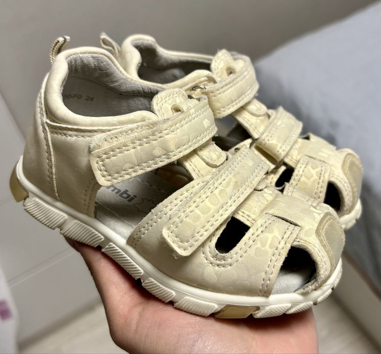 Сандалии Tombi для девочки, р. 24