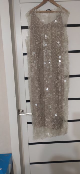 Платье с пайетками