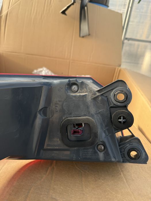 Фары задние BMW G30, оригинал