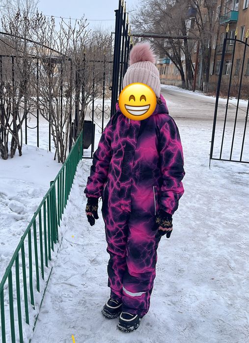 Зимний комбееизон для девочки. 152 см