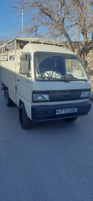 Дамас лабо сотилади