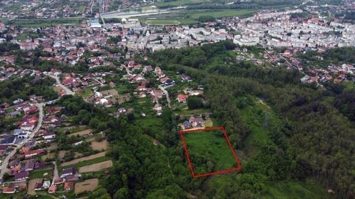 Teren intravilan de vânzare - Curtea de Argeș