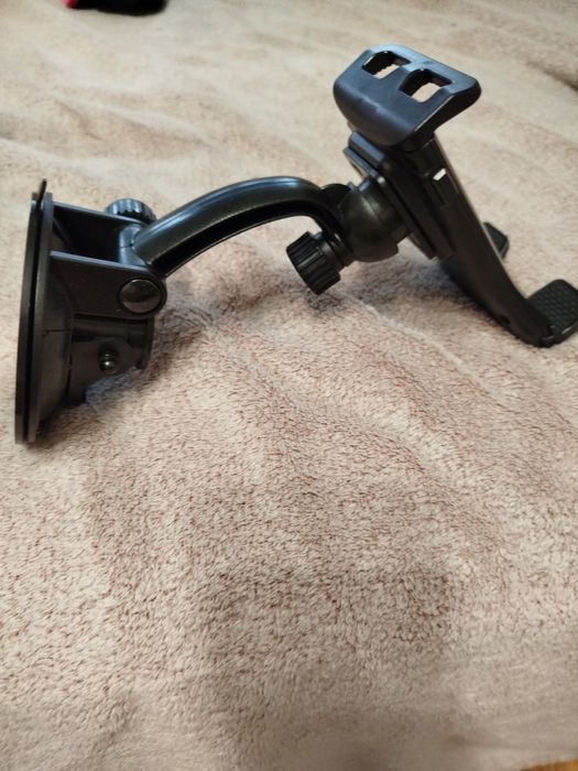 Стойка за телефон за кола