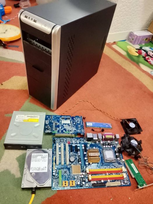 Части за компютър