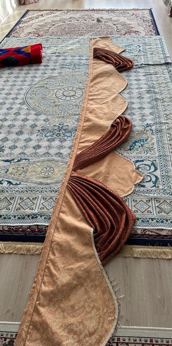 Ламбрикены для организации