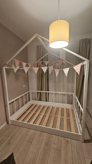 Pat tip Montessori + saltea – stare excelentă