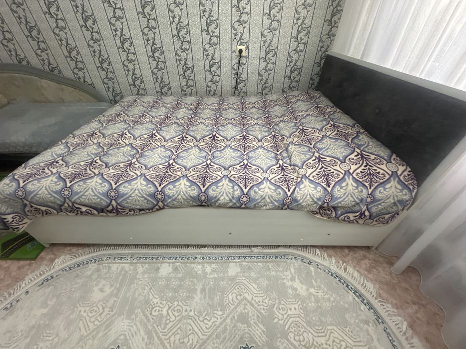 Кровать двухспальная