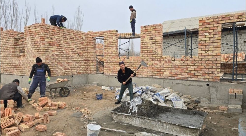 Uy ko'taramiz birgada bor no'ldan bitgancha kelishgan xolatda