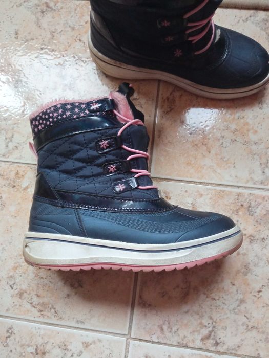 Зимни ботушки за момиче