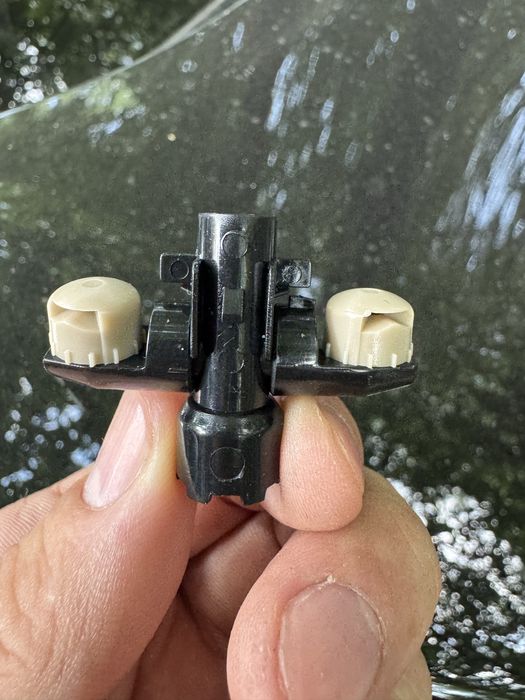 Форсука на омыватель фар