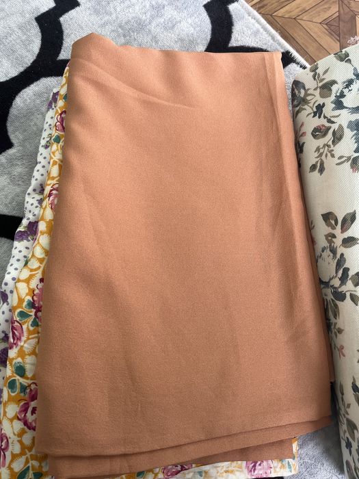 Различни Платове