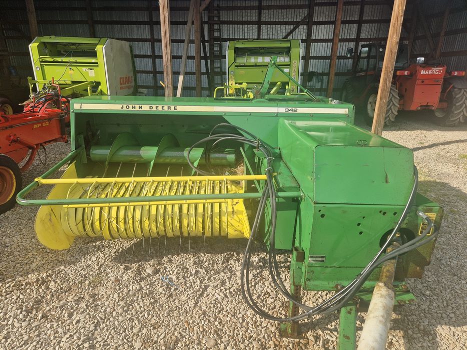 Presă balotiera John Deere 342