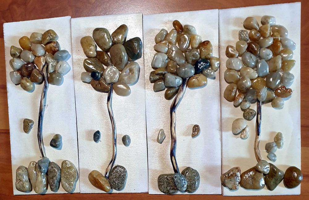 Vand: tablouri lucrate manual, cu pietre, scoici