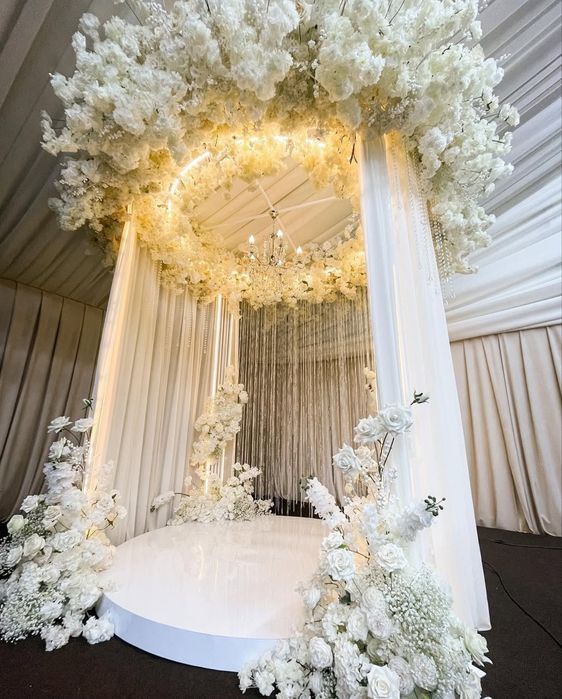 Свадебное оформление под ключ (дом, подъезд,жених,невеста