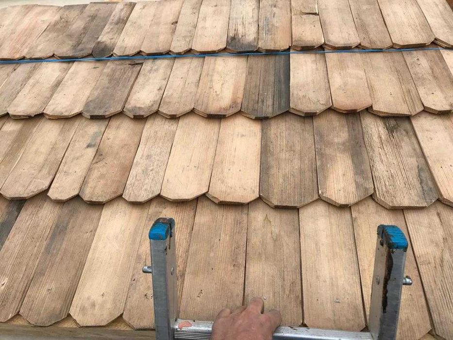 cabană vănd sau schimb cu auto la 15000 euro lemn rotund,busteni ,