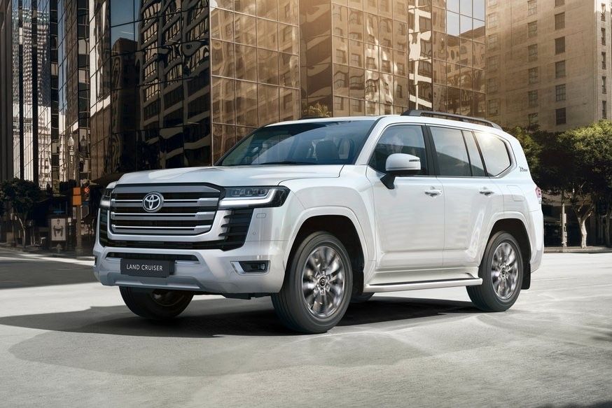 Продам Land Cruiser 300.  Идеал свой. 70th 2023