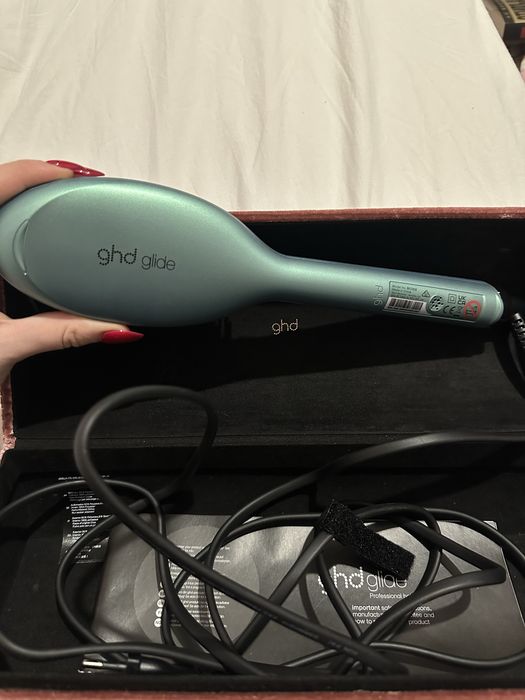 Професионална ghd glide smoothing hot brush