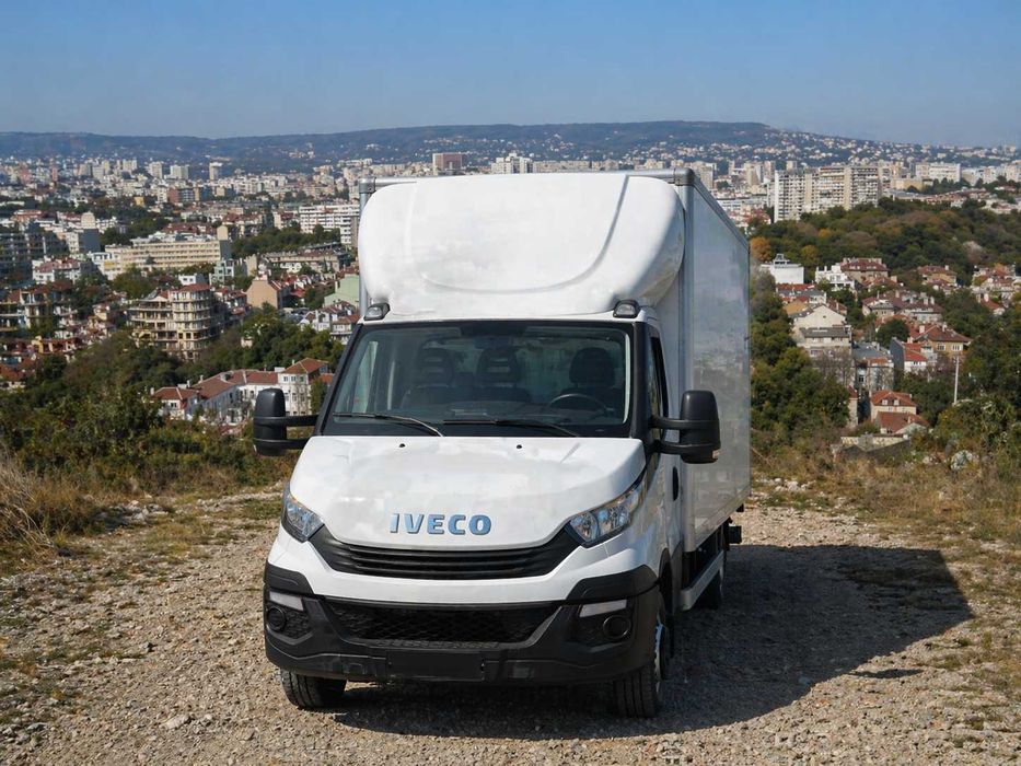 ПОД НАЕМ Бус - падащ борд автоматик | 4.20м | до 500 км