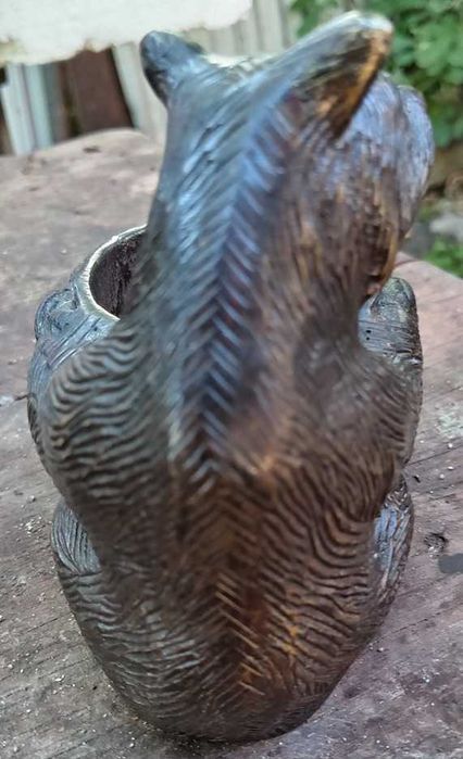 Statueta veche din bronz masiv